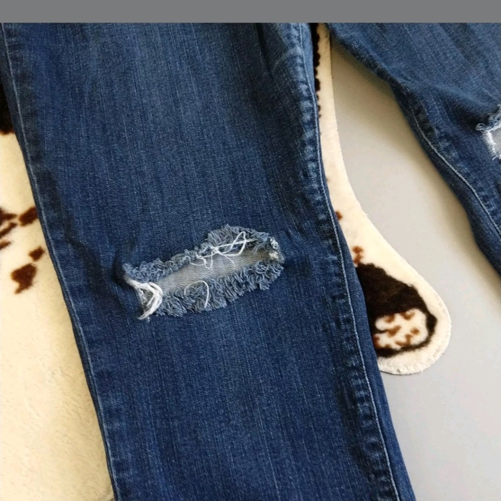 SOLD Torrid distressed skinny jeans, size 18 - Picture 8 of 8